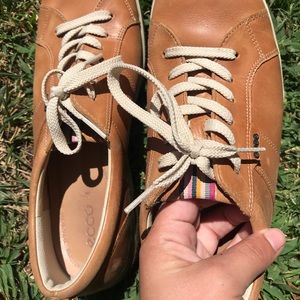 ECCO LEATHER SNEAKERS